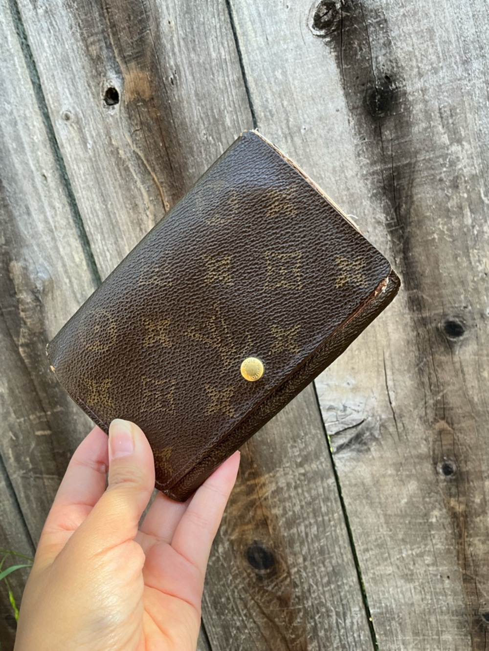 Authentic Louis Vuitton Wallet (Project Piece)